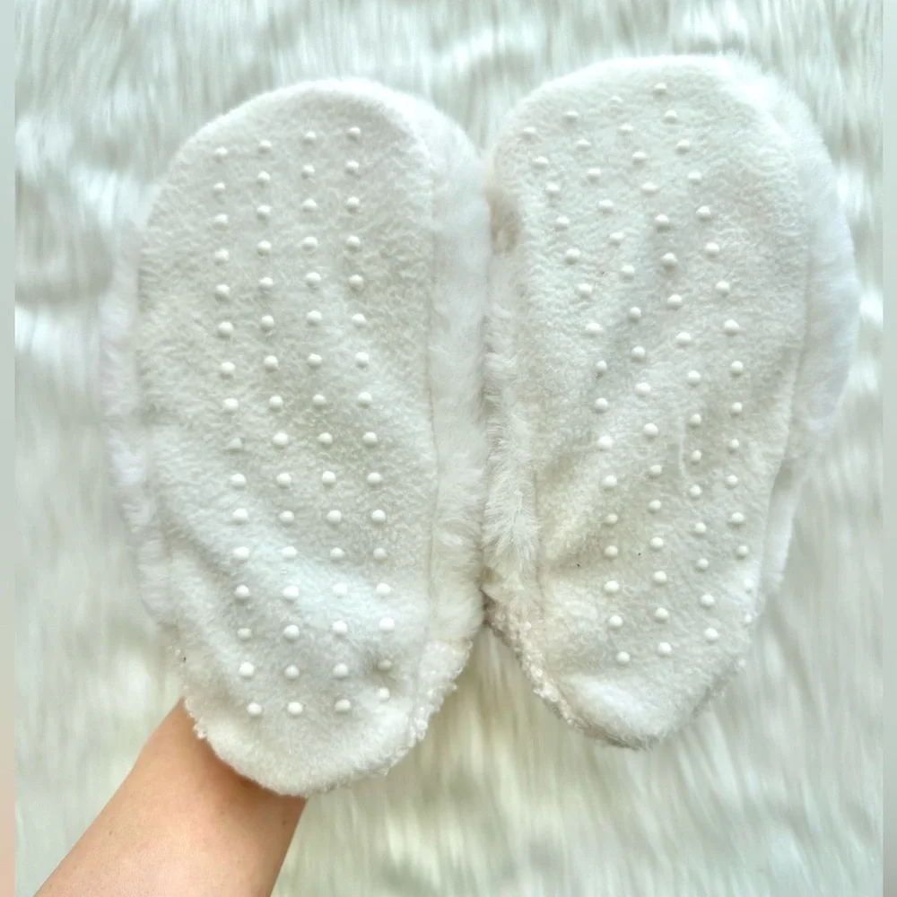 LUXURY SLIPPER SOCKS